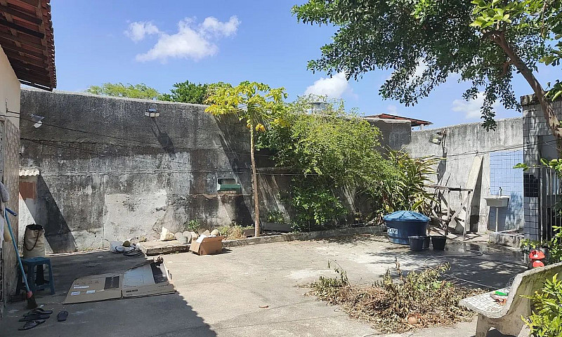 Vendo Casa Muito Boa...