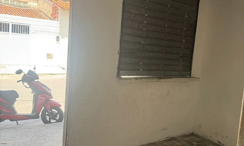 Vendo Essa Casa ...