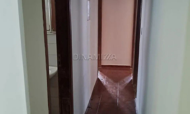 Casa À Venda No Bair...