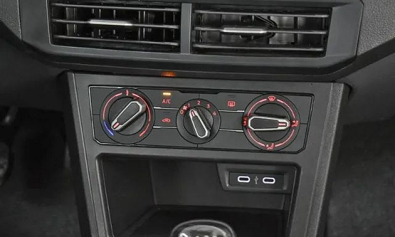 Volkswagen Polo Trac...