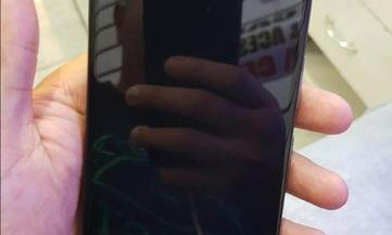 Moto G5S Plus...