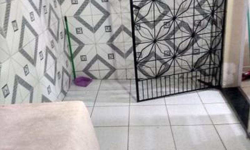 Casa Com Bom Acabame...