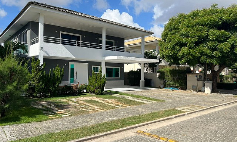Casa De Condomínio S...