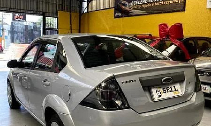 Ford Fiesta 1.0 8V F...