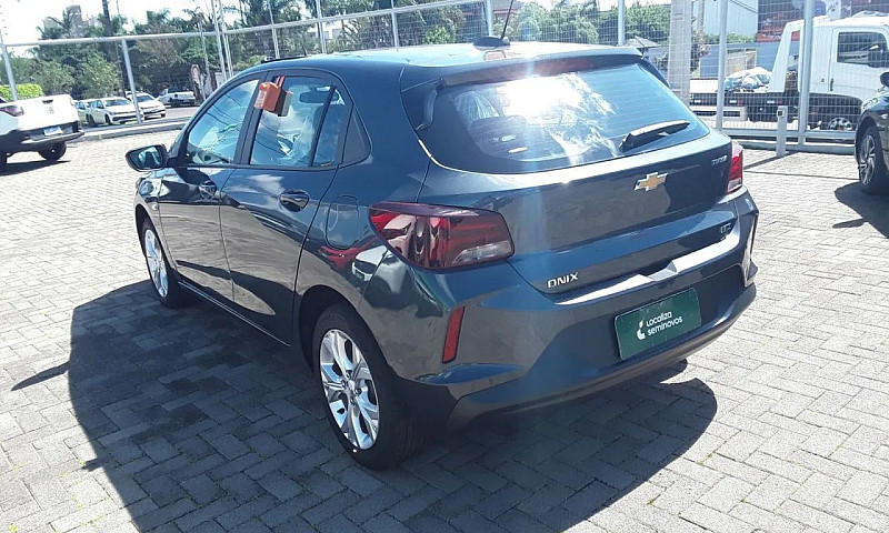 Chevrolet Onix Plus ...