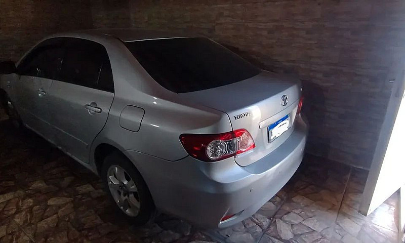 Toyota Corolla Gli 1...