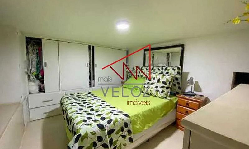 Apartamento-À Venda-...