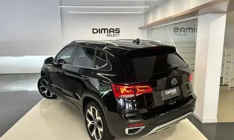 Volkswagen Taos High...