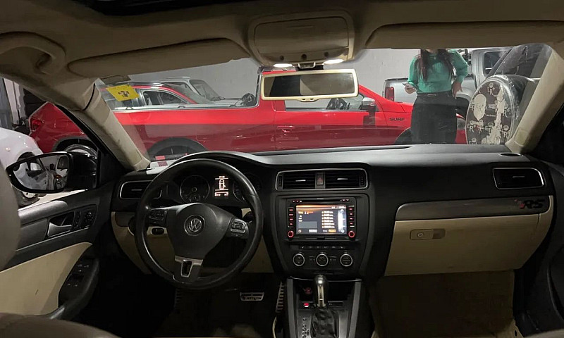 Volkswagen Jetta Hig...