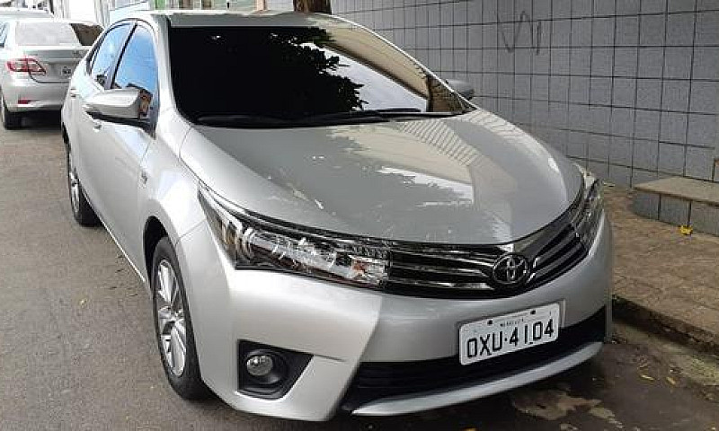 Corolla Altis 2015...