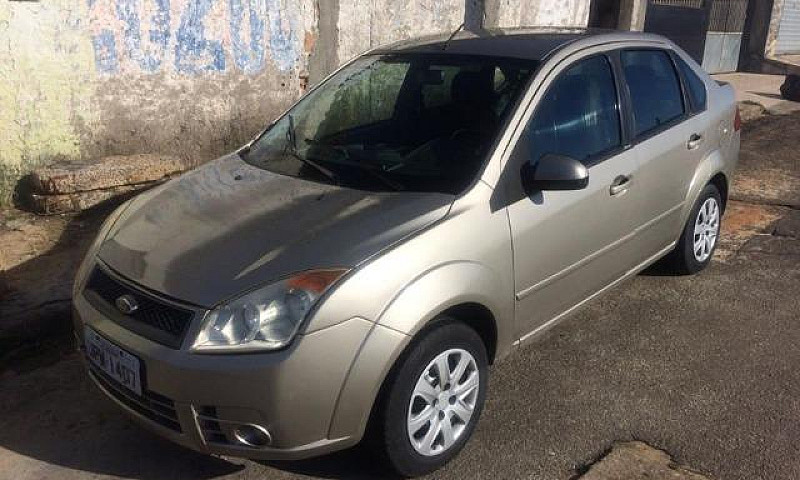 Fiesta Sedan 1.0 Com...