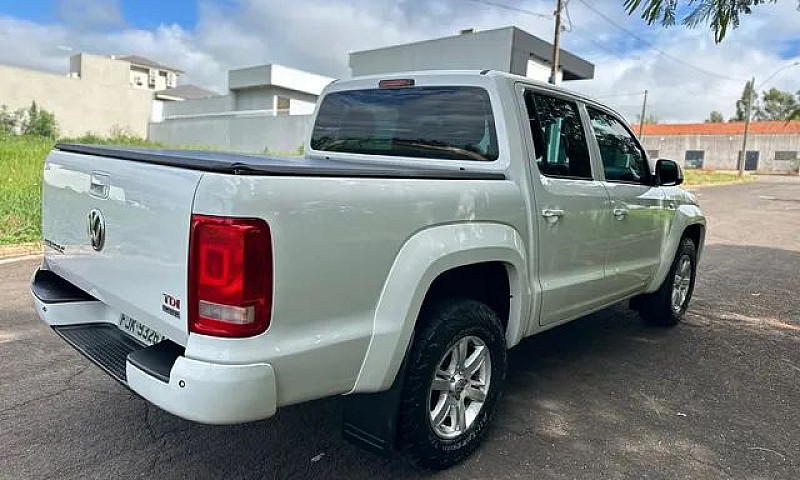 Amarok Trendline 4X4...