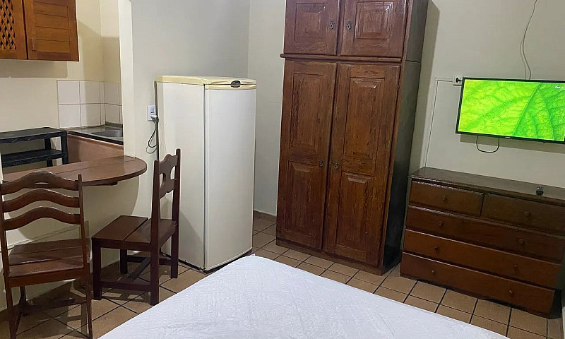 Kitinet  Mobiliado E...