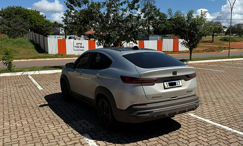 Fiat Fastback Limite...