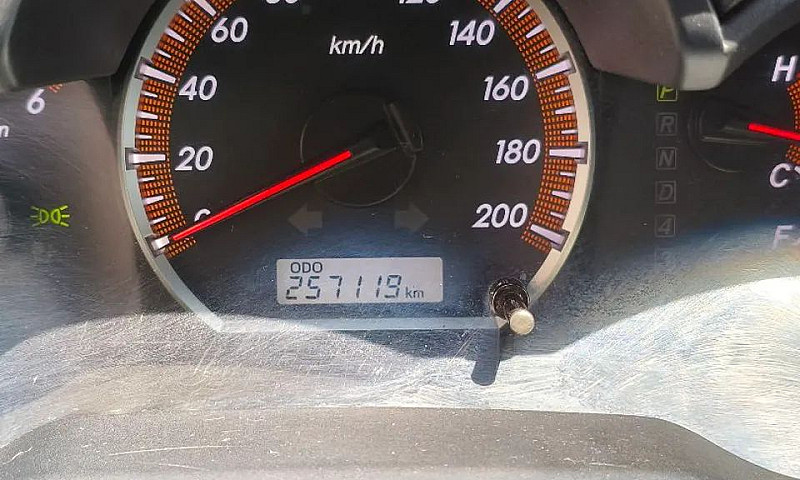 Toyota Hilux Cd Srv ...
