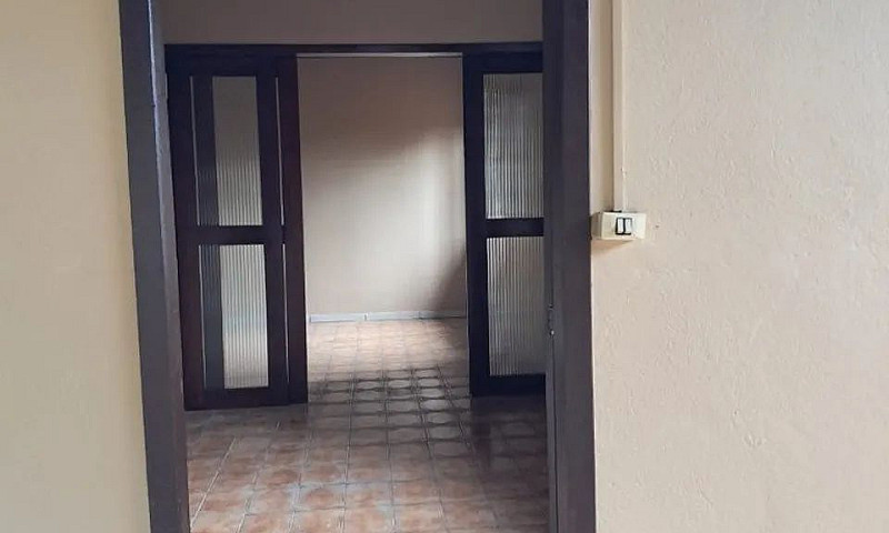 Casa Com 3 Dormitóri...