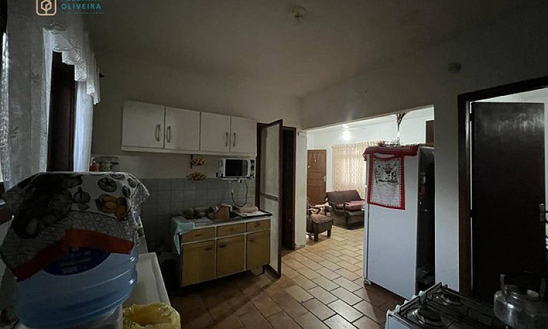 Casa Com 2 Dormitóri...