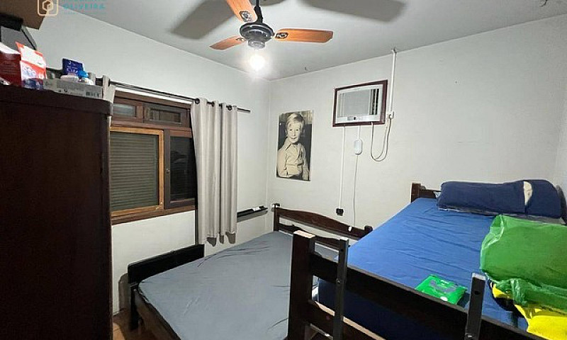 Casa Com 2 Dormitóri...