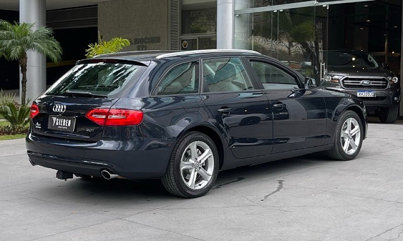Audi A4 Avant Attrac...