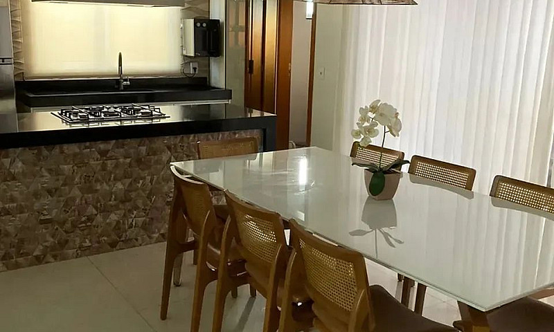 Casa De Condomínio P...