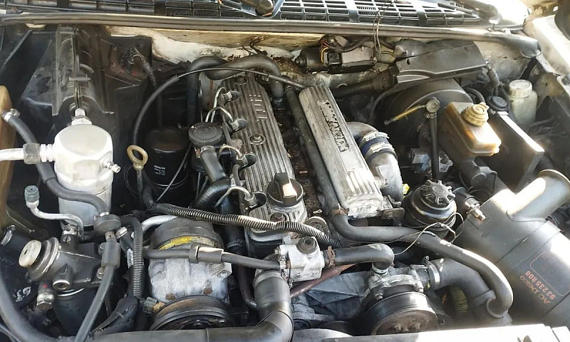 Chevrolet S10 Pick-U...