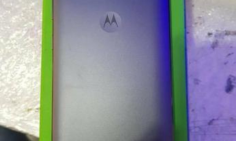 Moto G5S Plus...