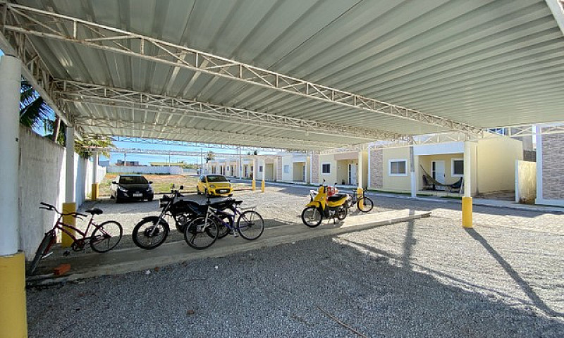 Casa Em Condomínio F...