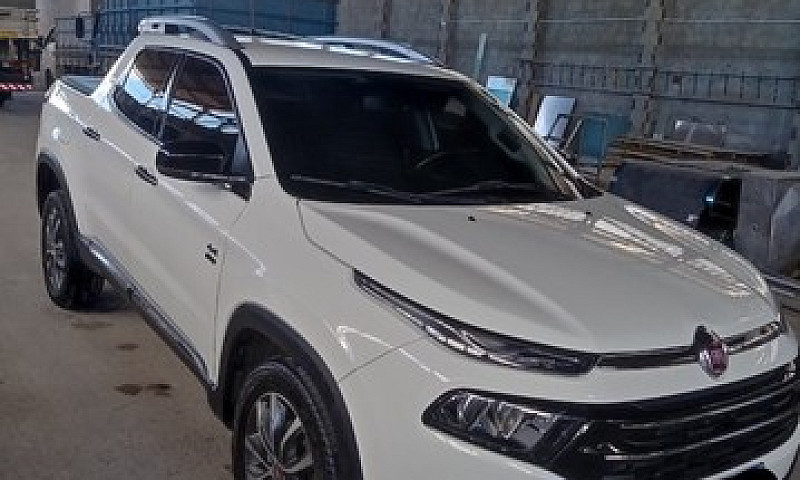 Fiat Toro Volcano 20...