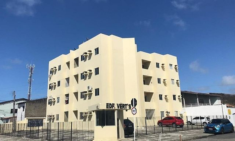 Aluga-Se Apartamento...