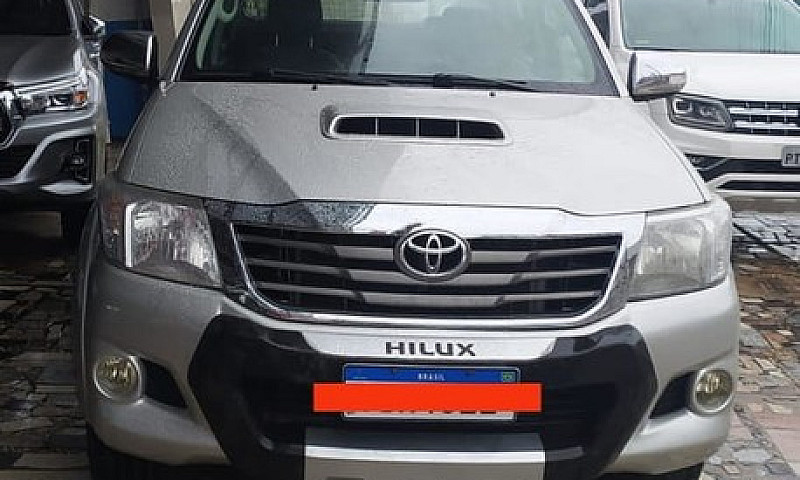 Toyota Hilux 2.8 Srv...