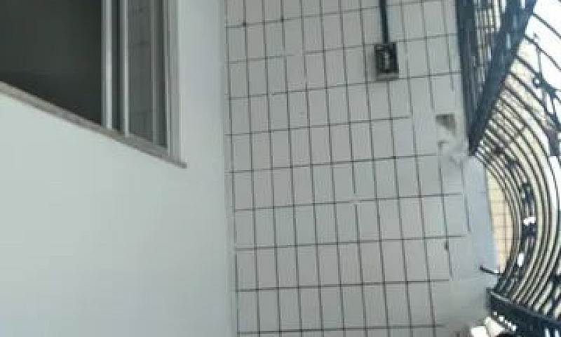 Apto De 1/4 No Marco...