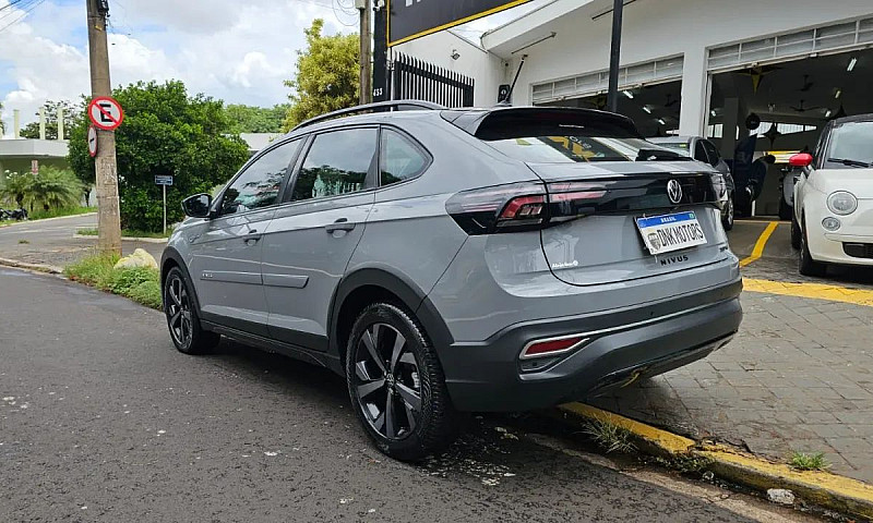 Volkswagen Nivus Hig...