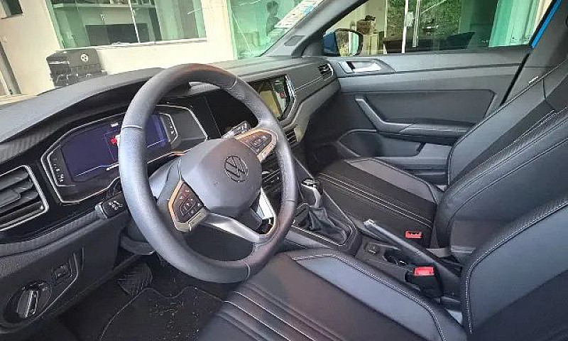 Volkswagen Nivus Hig...