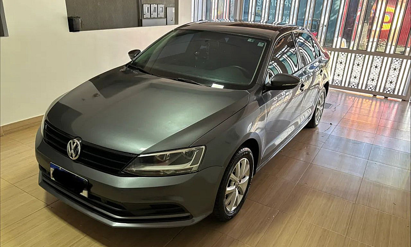 Volkswagen Jetta Tre...