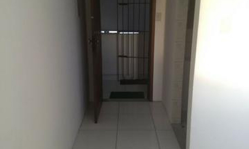 Alugo Apartamento 3/...