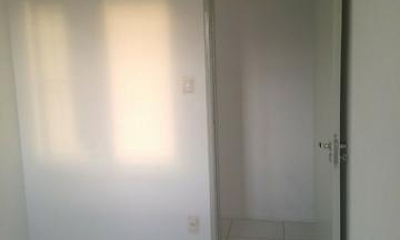 Alugo Apartamento 3/...
