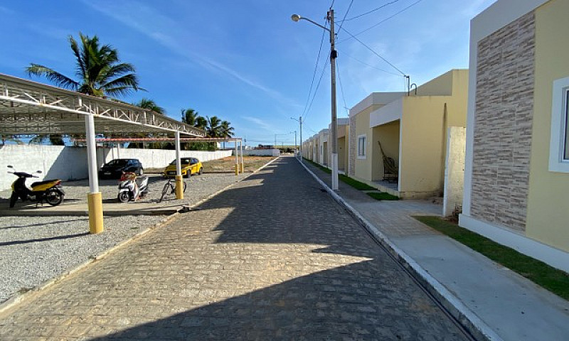 Casa Em Condomínio F...