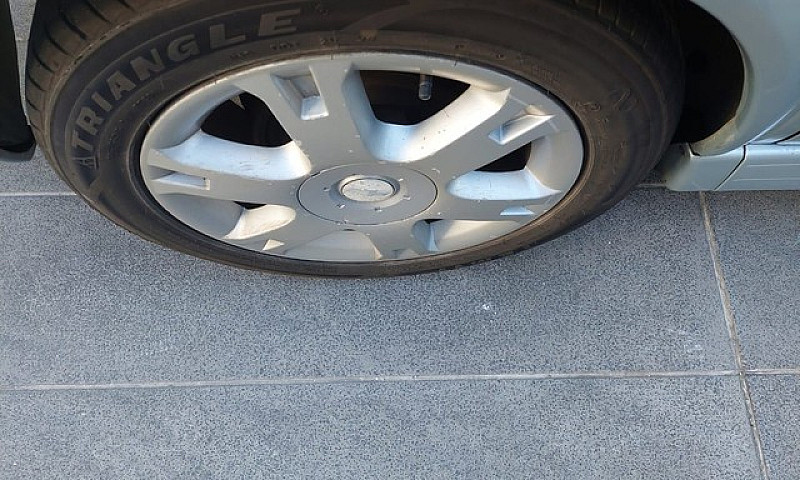 Chevrolet Astra 2.0 ...