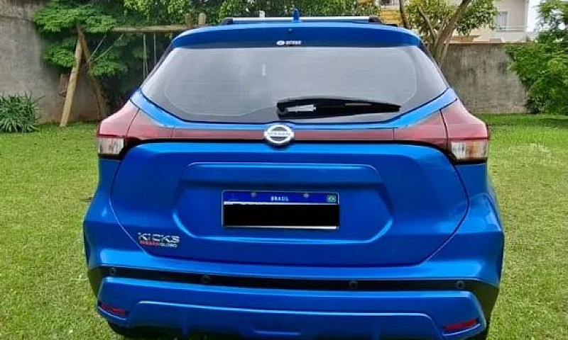 Nissan Kicks Exclusi...