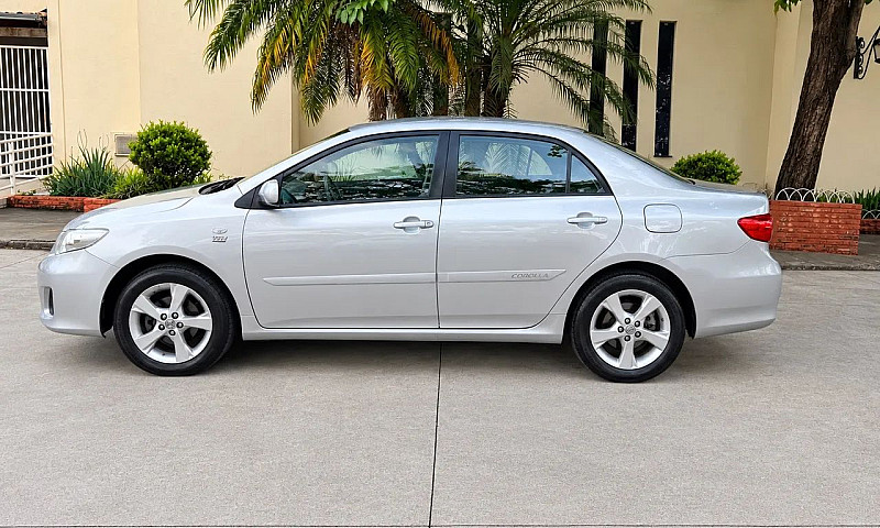 Toyota Corolla Gli 1...