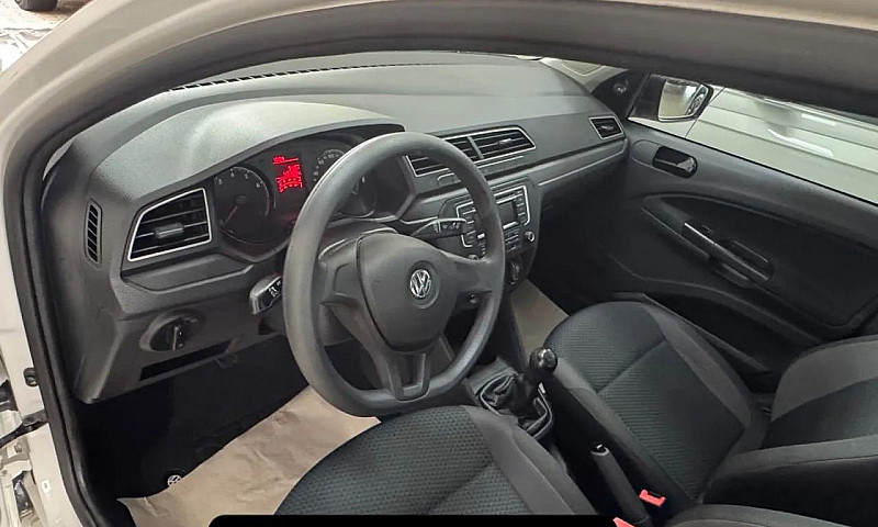 Volkswagen Voyage 1....