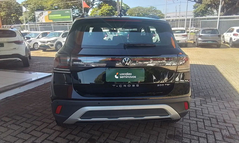 Volkswagen T-Cross 1...