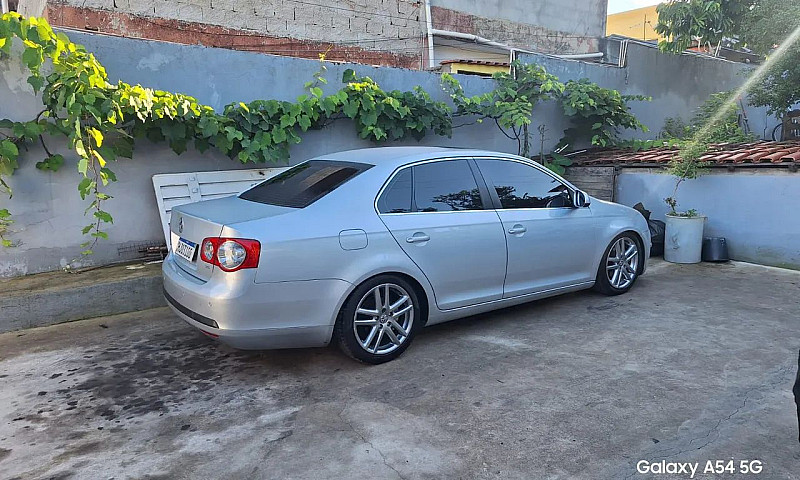 Volkswagen Jetta 2.5...