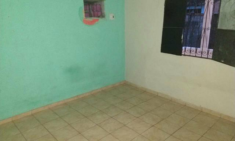 Aluga-Se Casa...