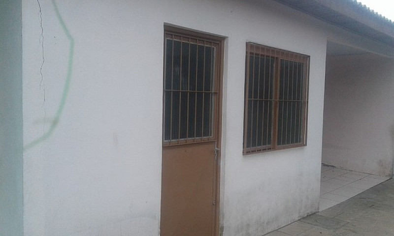  Casa 2 Dormitórios ...