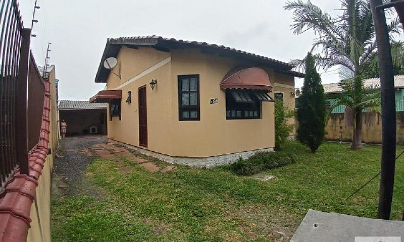 Ótima Casa De 3 Dorm...
