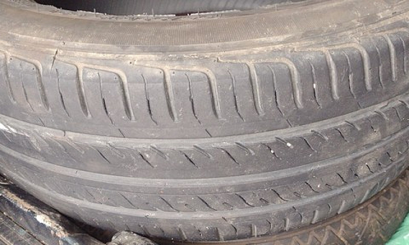 Pneus 195/65R15...