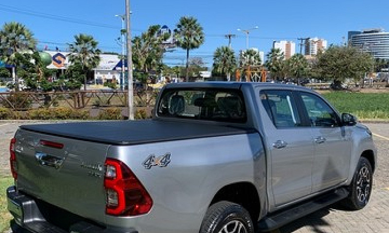 Toyota Hilux Srx 202...