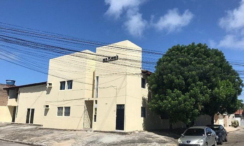 Aluga-Se Apartamento...