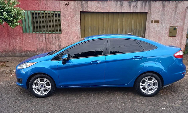 Ford Fiesta Sedan Se...